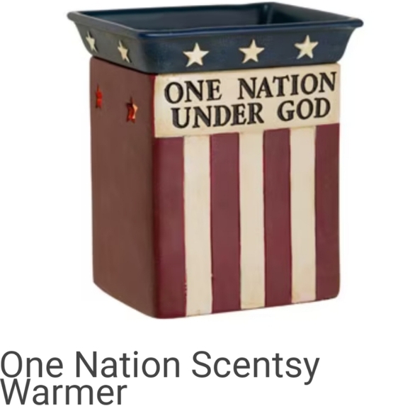 SCENTSY | ONE NATION - Picture 1 of 2